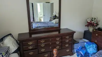 ONLINE AUCTION: Mirrored Dresser