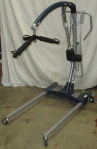 Careline 2003K 550 lbs capacity Heavy Duty Patient Lift with Battery and Sling