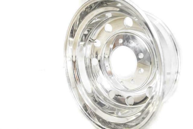 BRAND NEW ALUMINIUM HEAVY TRUCK RIMS FOR SALE! - 22.5 AND 24.5 WHEELS - $265 PER RIM - MACHINED AND DOUBLE POLISHED in Tires & Rims in Cranbrook - Image 4