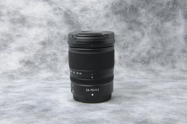 Nikkor Z 24-70mm F/4 S Nikon + HB-85 Lens Hood-Used   (ID:1604)  BJ Photo-Since 1984 in Cameras & Camcorders