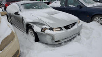 Parting out WRECKING: 2004 Ford Mustang