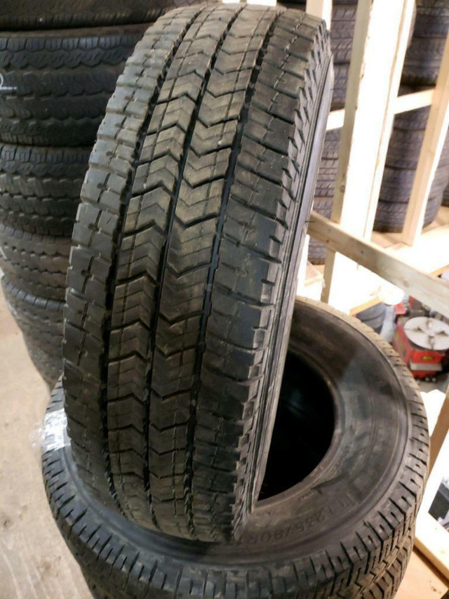 4 pneus d'été LT235/80/17 120/117R Michelin Primacy XC 15.5% d'usure, mesure 11-11-11-11/32 in Tires & Rims in Québec City - Image 4