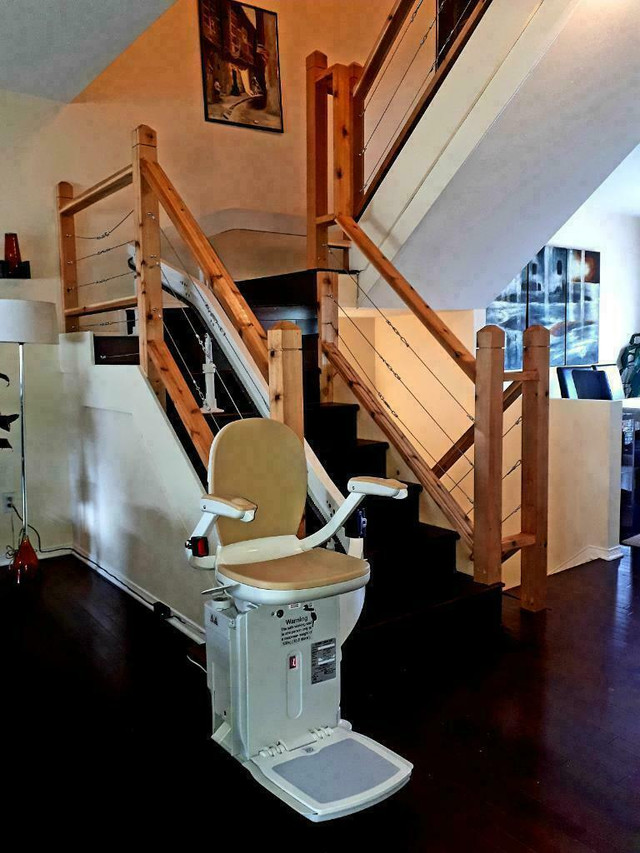 Need a used stair lift?! Installed with warranty. Also chair removals!! Acorn Stannah Bruno Stairlift Chairlift Glide in Health & Special Needs in Mississauga / Peel Region