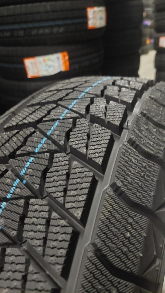 BOTO winter tires 235/70r16 235/70/16 2357016 in Kelowna in Tires & Rims in Kelowna - Image 3