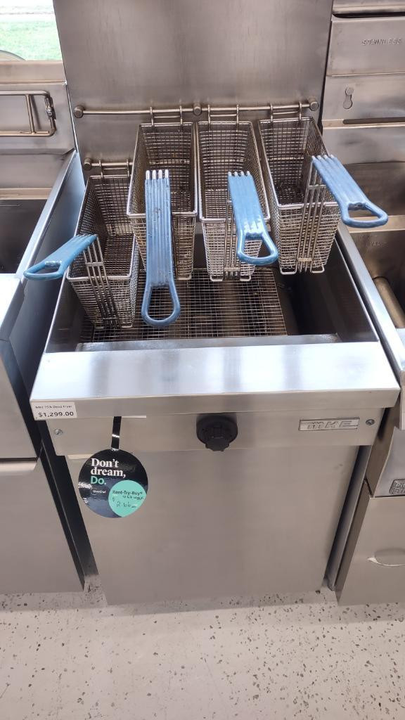 NEW or USED Fryers in-stock at Gorka&#39;s Food Equipment London Ontario! in Industrial Kitchen Supplies