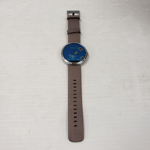 (35380-1) Motorola Moto360 Smart Watch in General Electronics in Alberta - Image 2