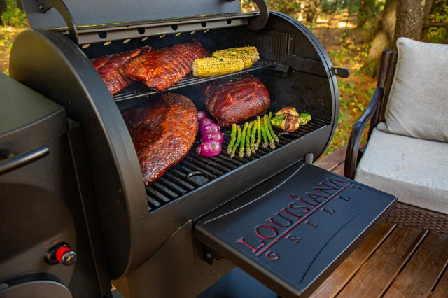 Louisiana Grills - Founders Premier Pellet Grill in BBQs & Outdoor Cooking - Image 4