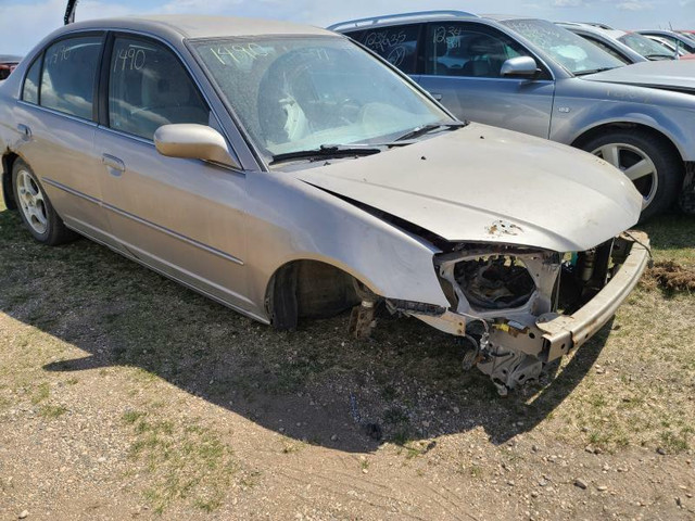 Parting out WRECKING: 2001 Acura TL Sedan Parts in Other Parts & Accessories - Image 2