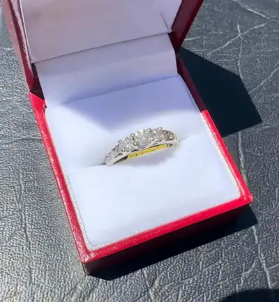 #075 - 10k White Gold, Diamond Past Present Future Style Engagement Ring