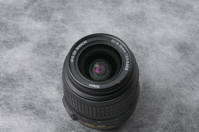 AF-S DX NIKKOR 18-55mm f/3.5-5.6G VR (ID: 1668) in Cameras & Camcorders - Image 2