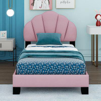 Latitude Run® Mareme Twin Size Upholstered Velvet Platform Bed with Shell-Shaped Headboard