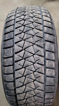 4 pneus dhiver P255/55R20 107T Bridgestone Blizzak DM-V2 34.0% dusure, mesure 9-8-9-9/32