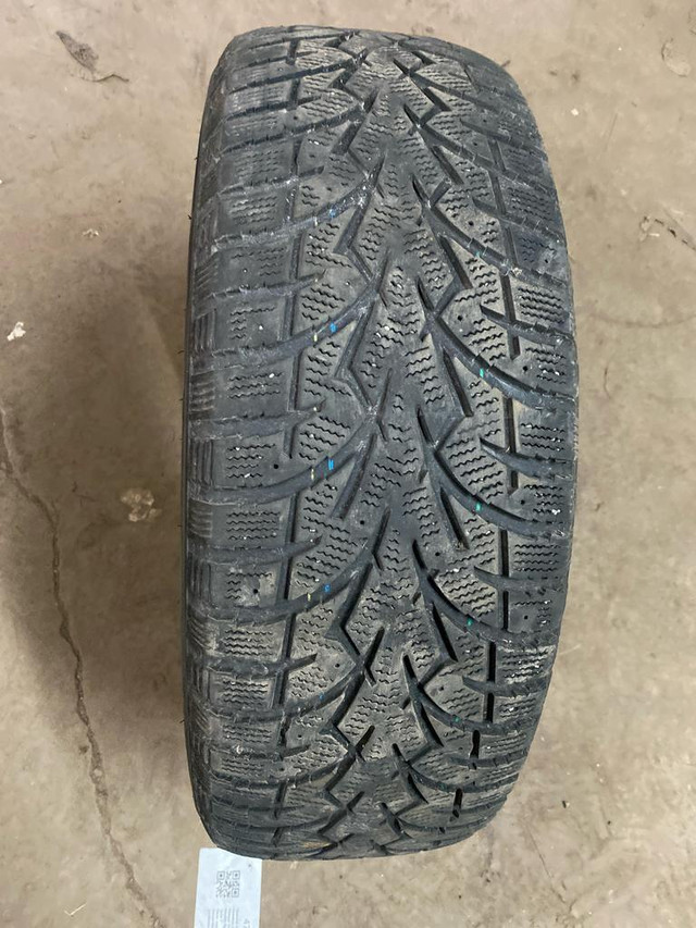 4 pneus dhiver P235/65R17 108T Toyo Observe G3 ice 45.0% dusure, mesure 6-6-7-7/32 in Tires & Rims in Québec City - Image 3