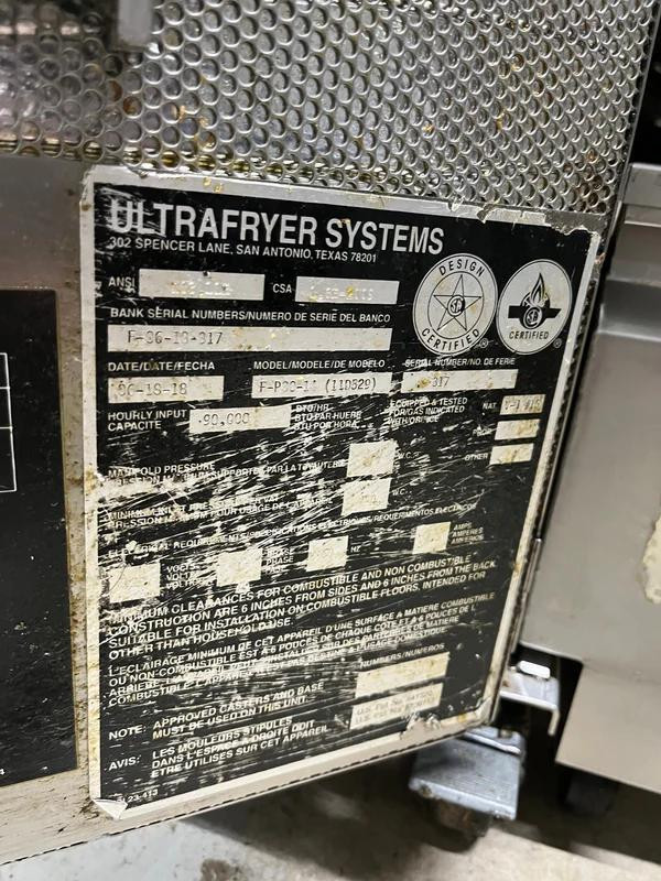 USED Ultrafryer 45 lb Gas Floor Fryer - FOR01681 in Industrial Kitchen Supplies - Image 2
