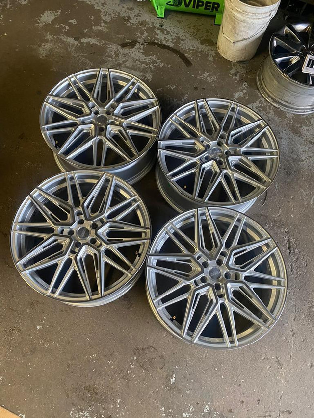 FOUR LIKE NEW 22 INCH VOSSEN HF7 HYBRID FORGED 5X112 $2999   22X9  5X112  +32  MERCEDES E CLASS S CLASS CLS SLK  GLK GLA in Tires & Rims in Toronto (GTA) - Image 2
