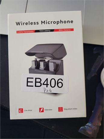 Viking Technology M302 WIRELESS MICROPHONE ( ONLY FOR 3.5MM) in Other in Ontario