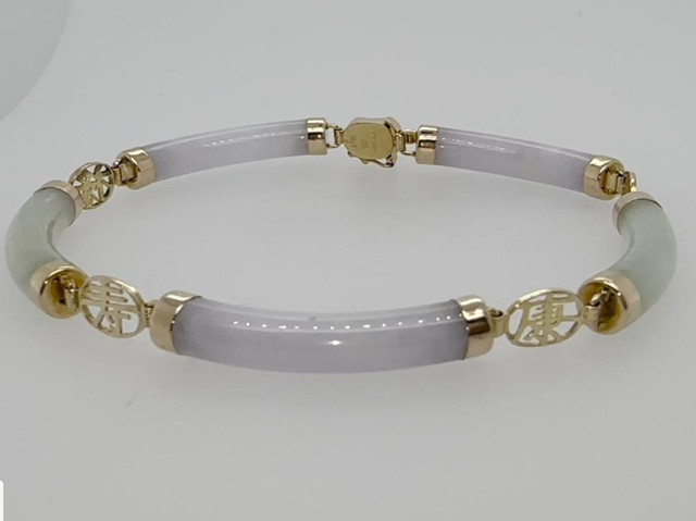 #308 - 14k Yellow Gold, Lavendar &amp; Green Jadeite Custom Bracelet, Box Clasp, 8” Length in Jewellery & Watches