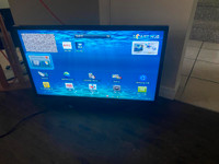 Used 32 Samsung Smart  TV  UN32J4500AF with HDMI for Sale, Can Deliver