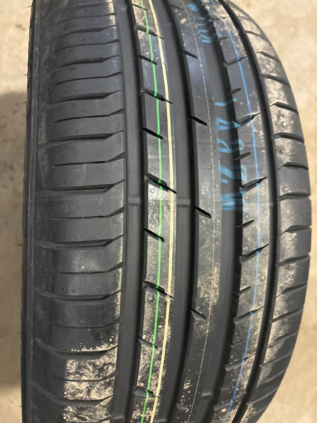 4 pneus dété neufs P235/55R17 99Y Toyo Proxes Sport in Tires & Rims in Québec City - Image 2