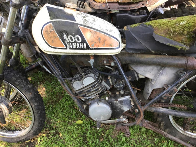 FOR PARTS 1975 Yamaha MX100 in Motorcycle Parts & Accessories in British Columbia - Image 3