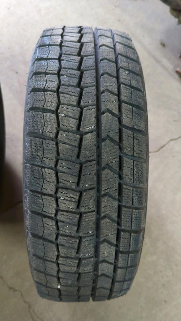 4 pneus dhiver P195/55R16 91T Dunlop Winter Maxx 2.5% dusure, mesure 11-11-10-11/32 in Tires & Rims in Québec City - Image 4