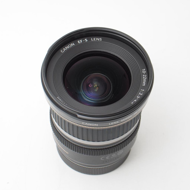Canon EFS 10-22mm f3.5 - 4.5 (ID - 2013) in Cameras & Camcorders - Image 4