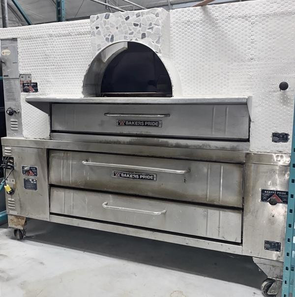 Bakers Pride Double Deck Oven FC-816Y/800  Used FOR01919 in Industrial Kitchen Supplies