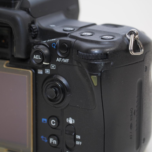 Sony a700 (USED ID: C-685 JL) in Cameras & Camcorders - Image 4