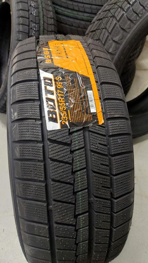 BOTO winter tires 235/55r17 235/55/17 2355517 in Kelowna in Tires & Rims in Kelowna