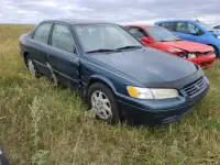 WRECKING / PARTING OUT: 1998 Toyota Camry Sedan