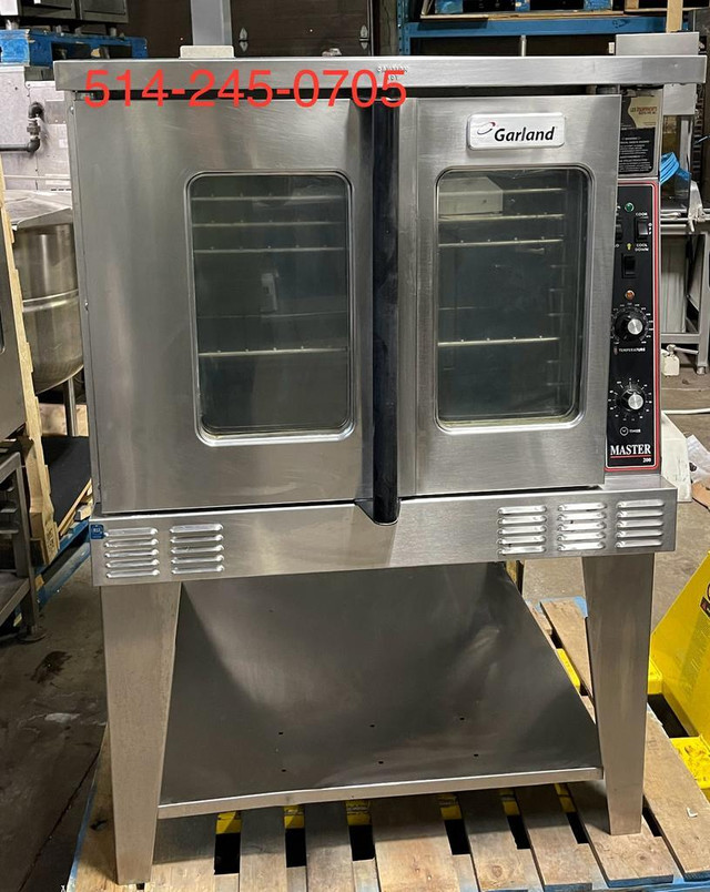 Garland Master Four a Convection Electric 208V 3 Ph Comme Neuf. Electric Convection Oven Like New. in Industrial Kitchen Supplies