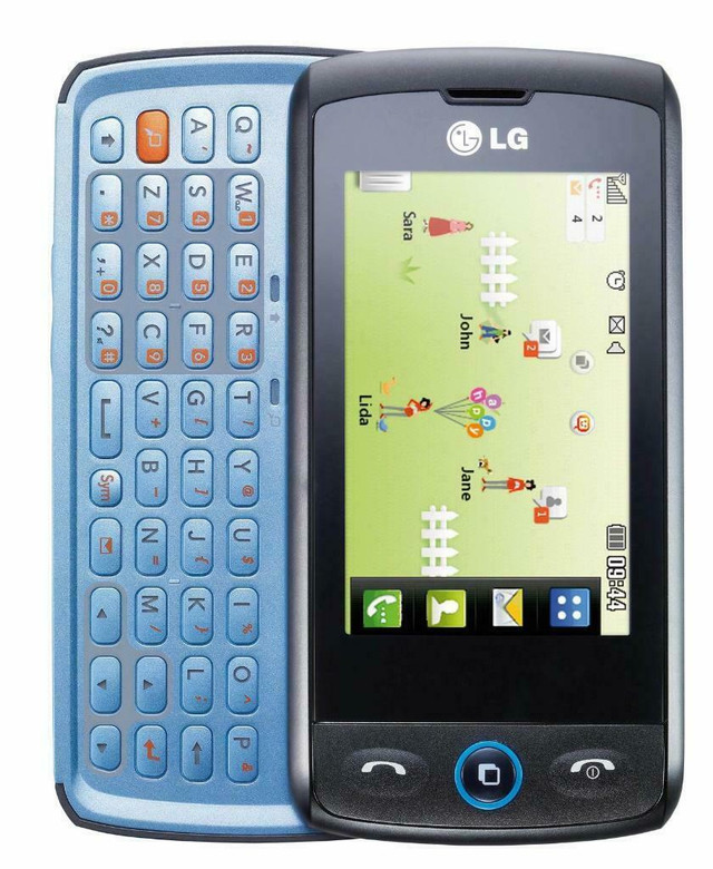 LG BREEZE GW525 SLIDER UNLOCKED KOODO CHATR ROGERS UNLOCKED WORLDWIDE FLIP FLOP CAMERA REPLACEMENT DÉBLOQUÉ  QWERTY GOOD in Cell Phones in Greater Montréal