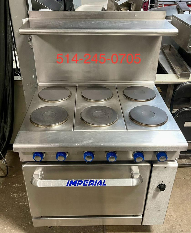 Four 6 Ronds Avec Four Electric 240V 1/3 Phase Comme Neuf. Electric Range Oven Like New. in Industrial Kitchen Supplies - Image 3