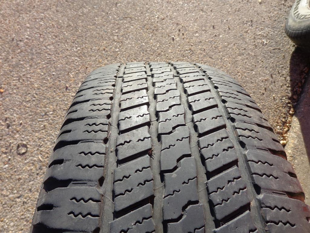 1 Goodyear Wrangler SR-A All Season Tire * P275 60R20 114S * $30.00 * M+S / All Season  Tire ( used tire ) in Tires & Rims in Edmonton Area - Image 2