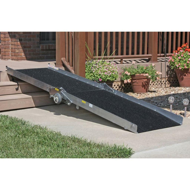 Wheel-A-Bout Ramp 12 foot 12&#39; Wheelchair Ramp in Health & Special Needs in Ontario