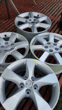 Nissan - Infiniti 16, 17 and 18 inch OEM Alloys for Most SUV