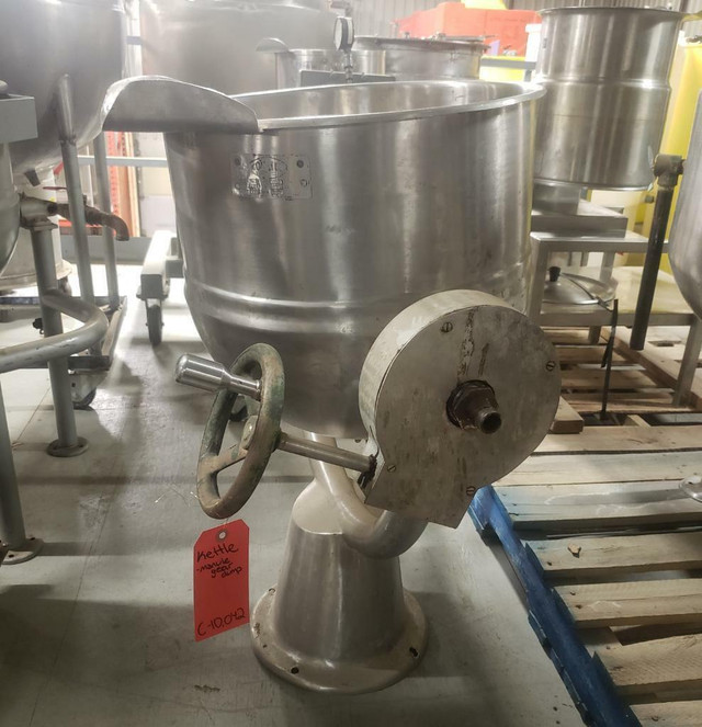 20 Imperial gallons stationary kettle on axes in Other Business & Industrial in Ontario