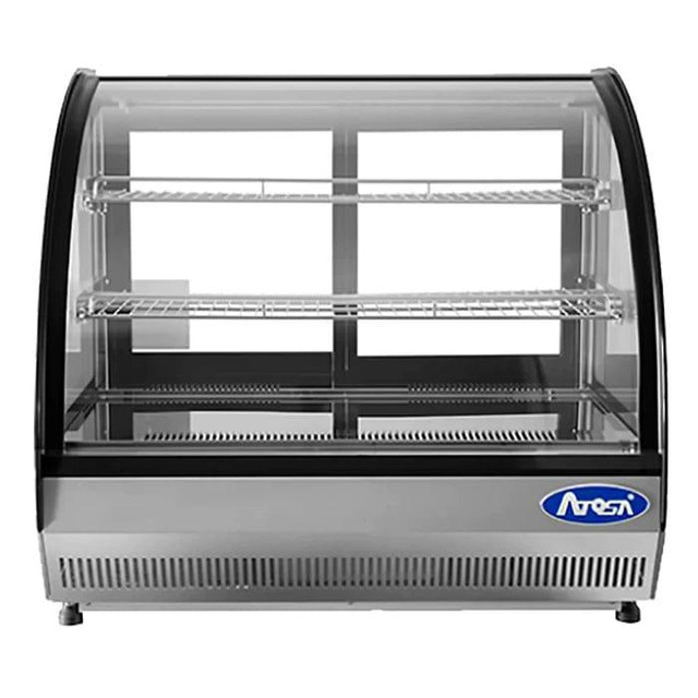 Atosa Counter Top 28 Curved Glass Refrigerated Pastry Display Case in Other Business & Industrial