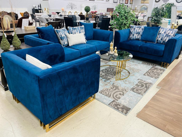 3PC Blue Sofa Set on Clerance!! in Couches & Futons in Mississauga / Peel Region