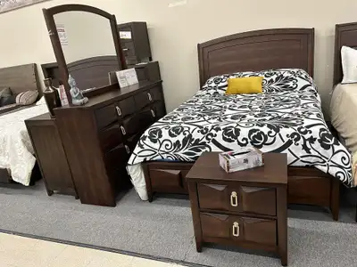 Wooden Bedroom Set on Affordable Price!