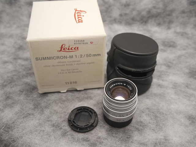 Leica 50mm Summicron Silver Chrome  11816 (ID-1752) BJ PHOTO LABS LTD Since 1984 in Cameras & Camcorders
