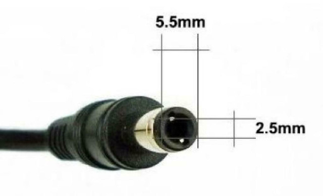 Universal Adapter - For TV Boxes, Led Strip, Router, etc. - 5V - 2A -  5.5mm x 2.5mm Round Connector Replacement Power A in General Electronics in Québec - Image 3