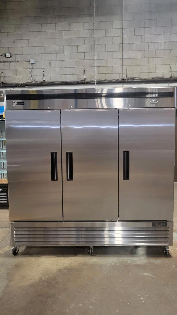 EFI-C3-82VC Reach in Refrigerator 3 Door Cooler - RENT to OWN $37 per week / 1 year rental in Industrial Kitchen Supplies