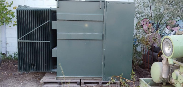 T and R Electric Supply Co 3750 KVA ONAN oil filled transformer, HV 12.5KV to 4160Y/2400V in Other Business & Industrial