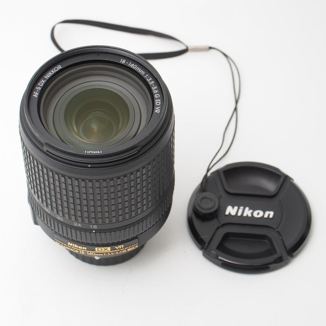 Nikon AF-S DX NIKKOR 18-140mm f/3.5-5.6 G ED VR (ID - 2015) in Cameras & Camcorders - Image 2
