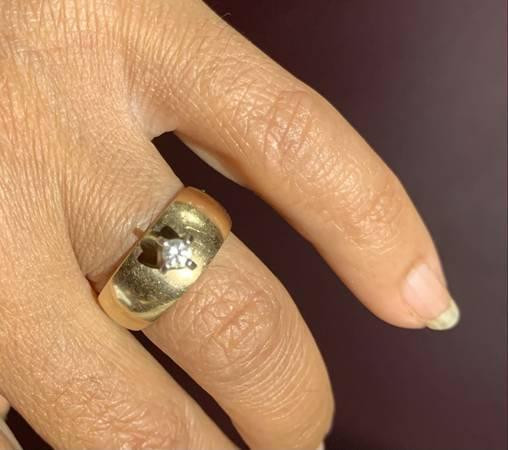 14K Solid Wide Yellow Gold Engagement or Promising Ring ( Size 6 ) with Natural Diamond Stone in Jewellery & Watches - Image 4