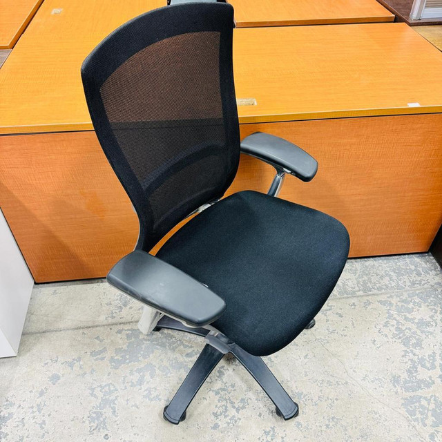Knoll Life Task Chair-Excellent Condition-Call us now! in Chairs & Recliners in Toronto (GTA) - Image 2
