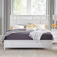 Beachcrest Home Cane Bay Queen Low Profile Standard Bed