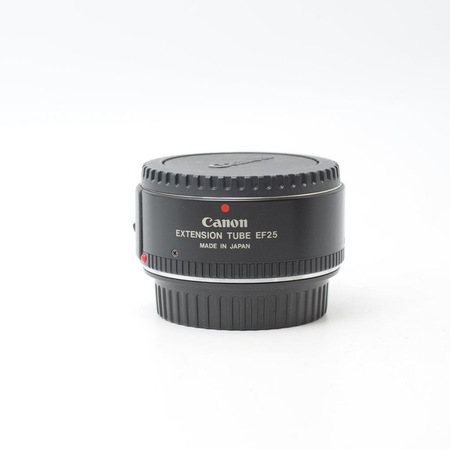 Canon Extension Tube  EF 25 (ID - 2075) in Cameras & Camcorders