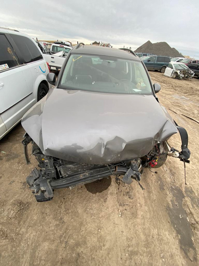 2013 Volkswagen Tiguan 4dr: ONLY FOR PARTS in Auto Body Parts - Image 2